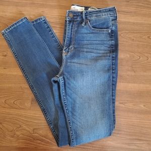 Hollister High Rise Super Skinny Jeans